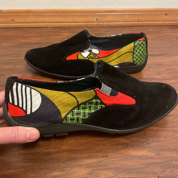 African Pattern Black Suede Unique Streetwear Luxury Slip-On Shoes Women’s 10 - Picture 4 of 9